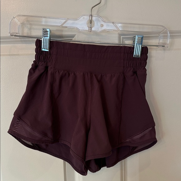 Lululemon Athletica Hotty Hot Shorts - Picture 5 of 5